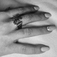 Load image into Gallery viewer, dragon ring mens