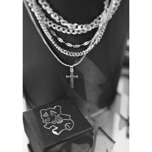 Load image into Gallery viewer, crucifix necklace