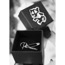 Load image into Gallery viewer, sword earrings